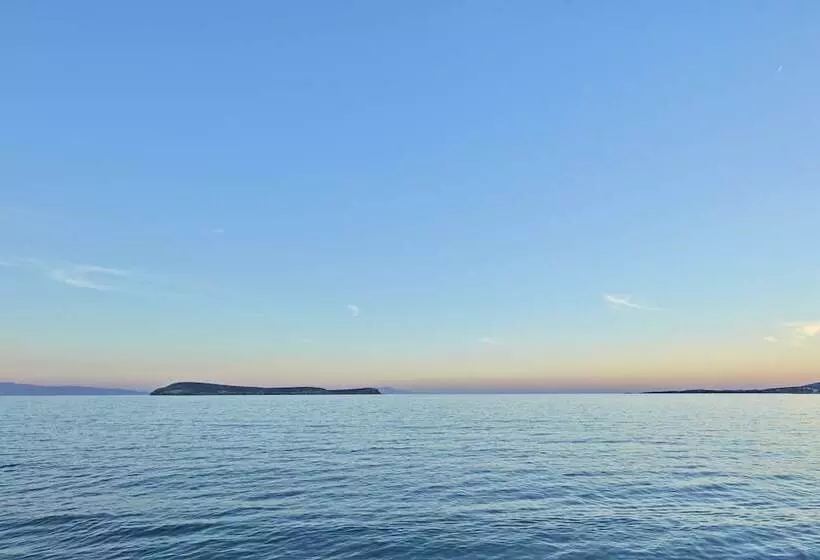 Poseidon Of Paros Hotel & Spa