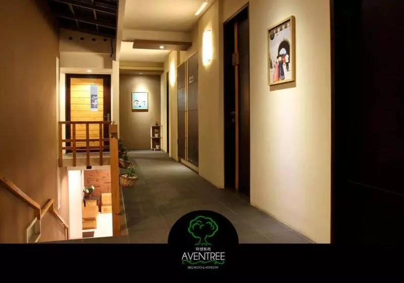ホテル Aventree Homestay