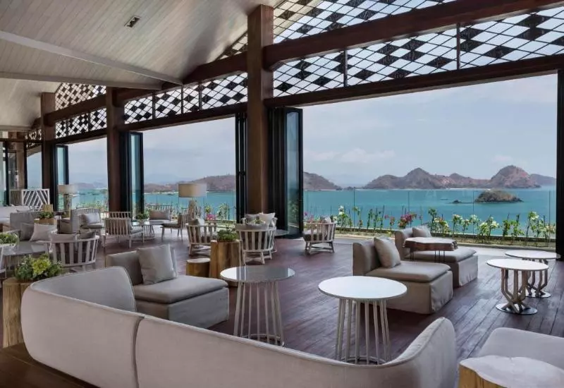 Hotelli Ayana Komodo Waecicu Beach