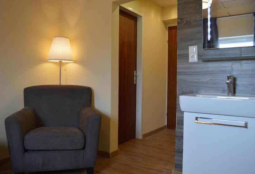 ホテル B & B Gmeineck