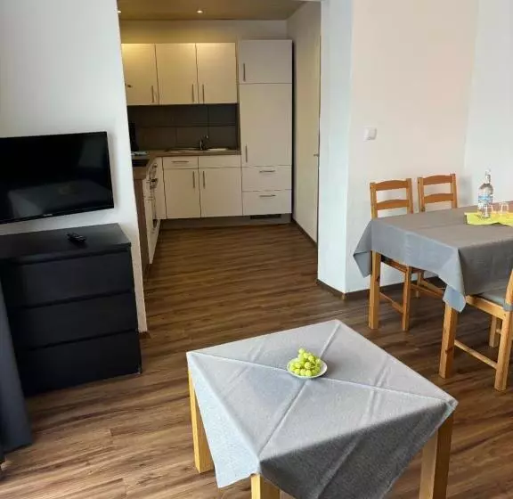 هتل B & B Gmeineck