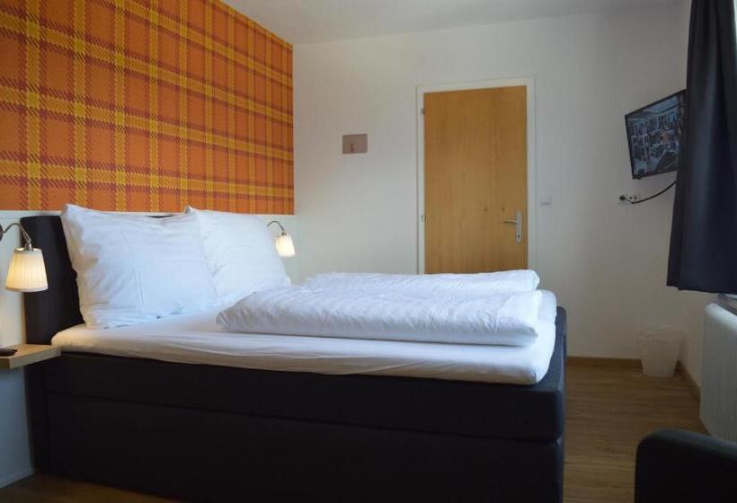 ホテル B & B Gmeineck