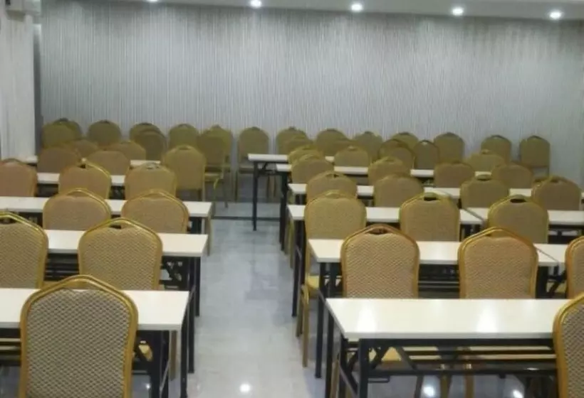 ホテル Greentree Inn Fuzhou Eastern Capital Express