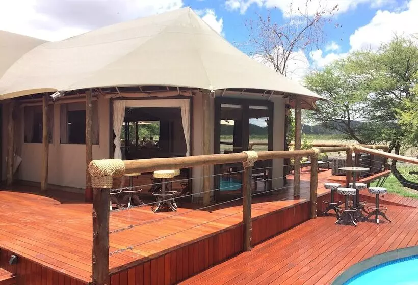 Hotelli Tau Game Lodge
