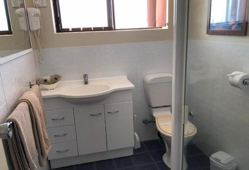 Отель The Tahitian