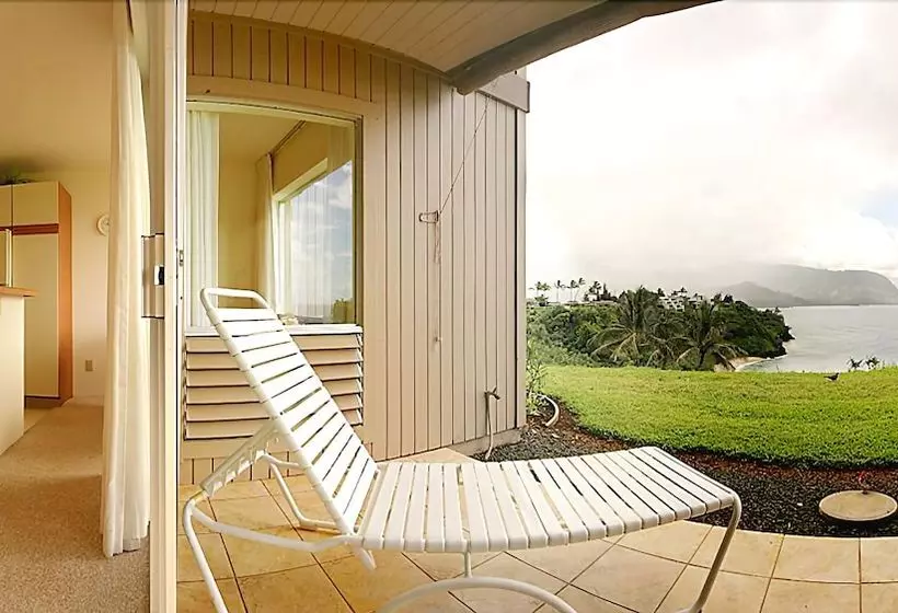 Castle At Princeville