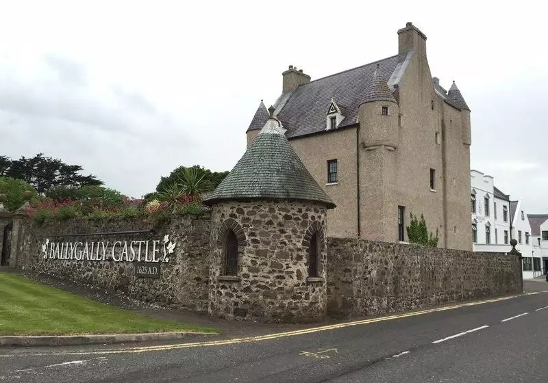 Отель Ballygally Castle