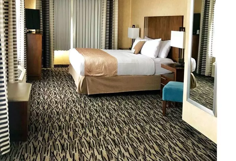 호텔 Best Western Plus Pitt Meadows Inn & Suites