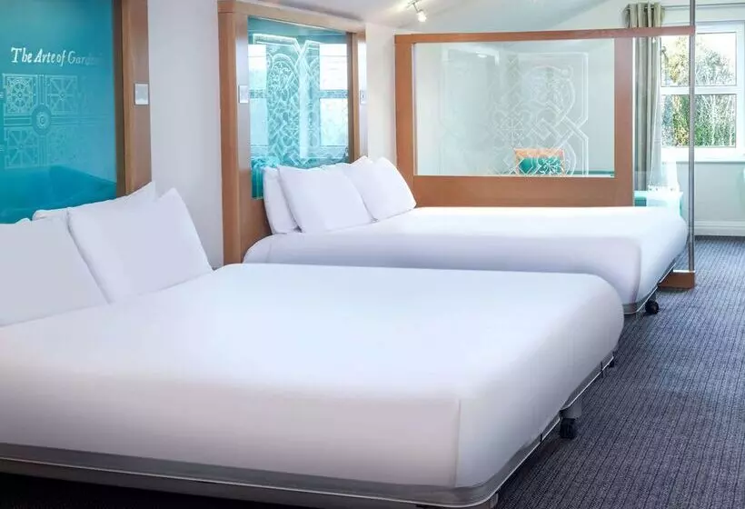 ホテル Chesford Grange