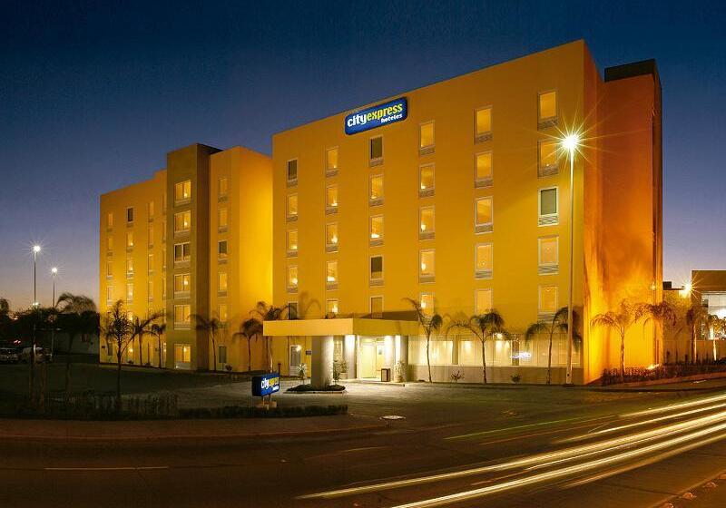 هتل City Express By Marriott Leon