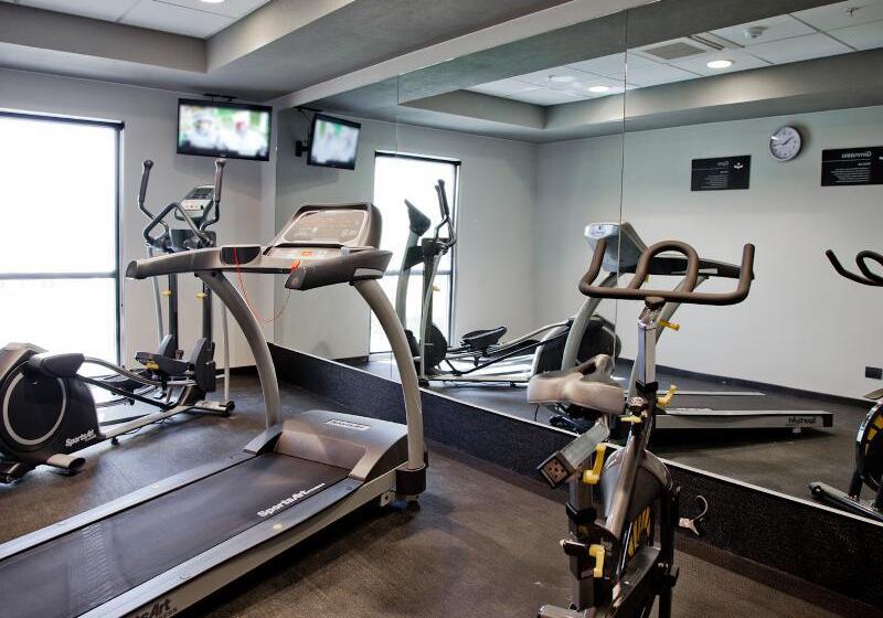 هتل City Express By Marriott Leon