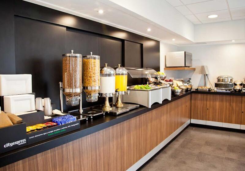 هتل City Express By Marriott Leon