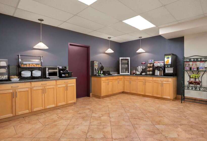 Hotel Days Inn By Wyndham Leamington