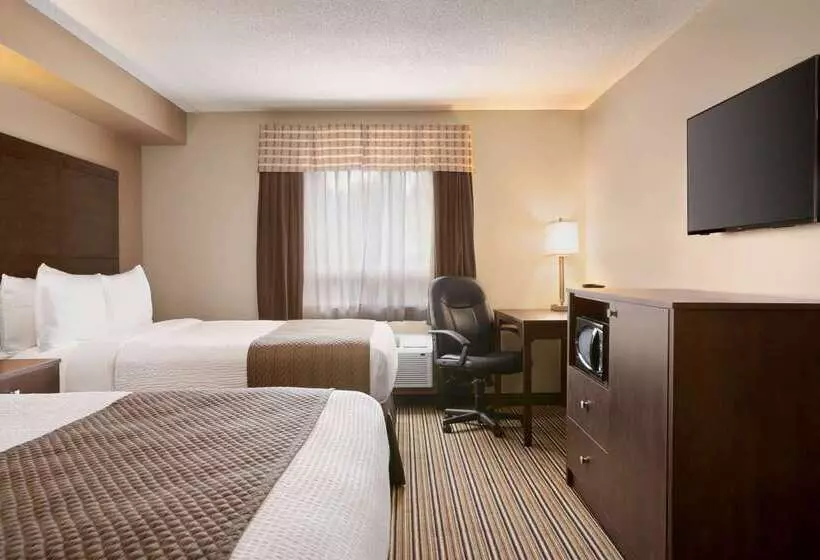 Hotelli Days Inn By Wyndham Leamington