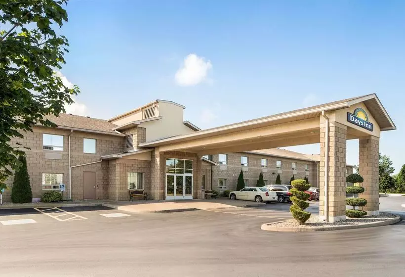 Hotelli Days Inn By Wyndham Leamington