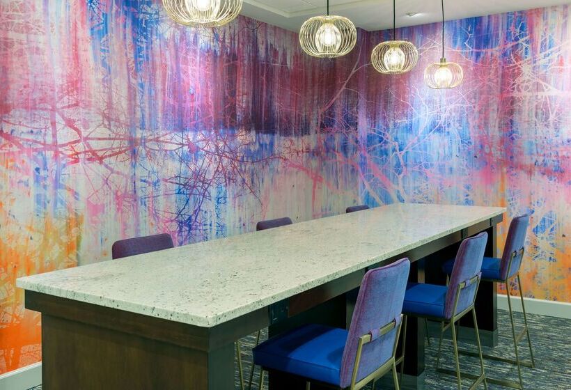 فندق Hampton Inn & Suites Buffalo Downtown