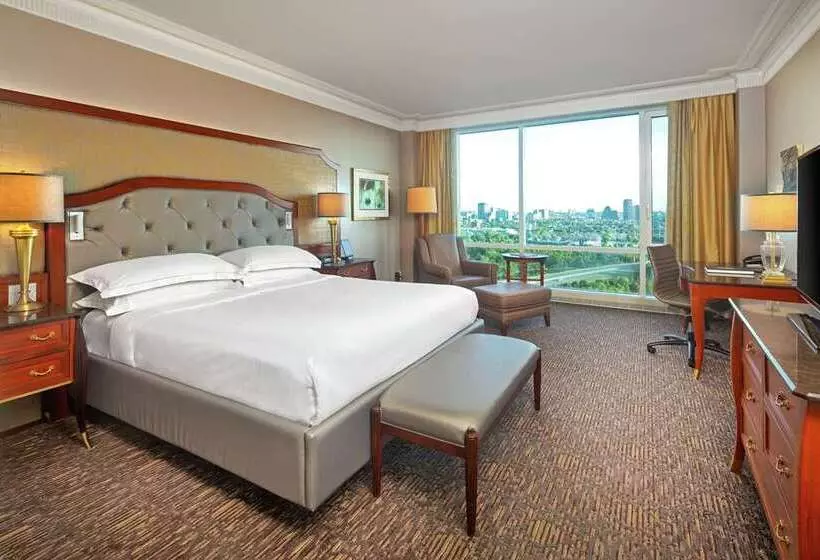 호텔 Hilton Lacleamy