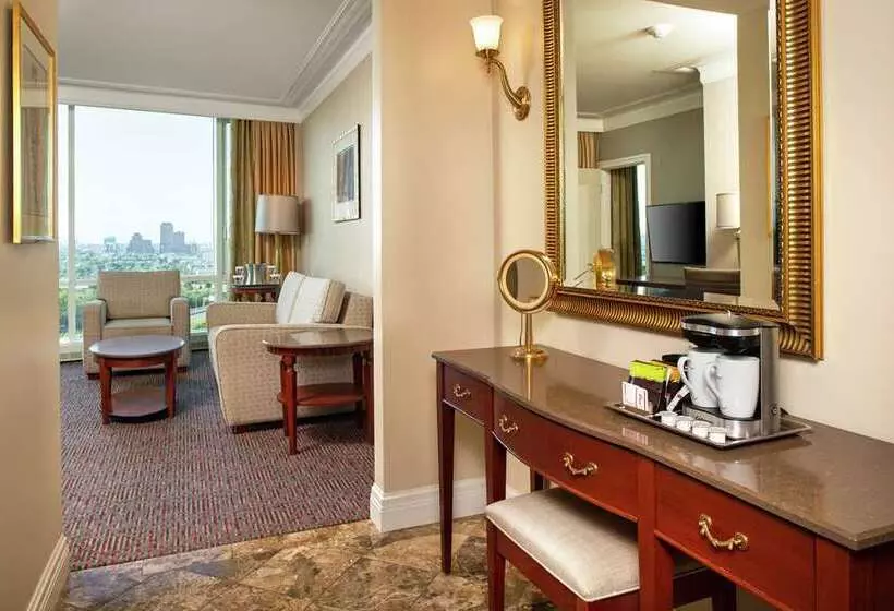 호텔 Hilton Lacleamy