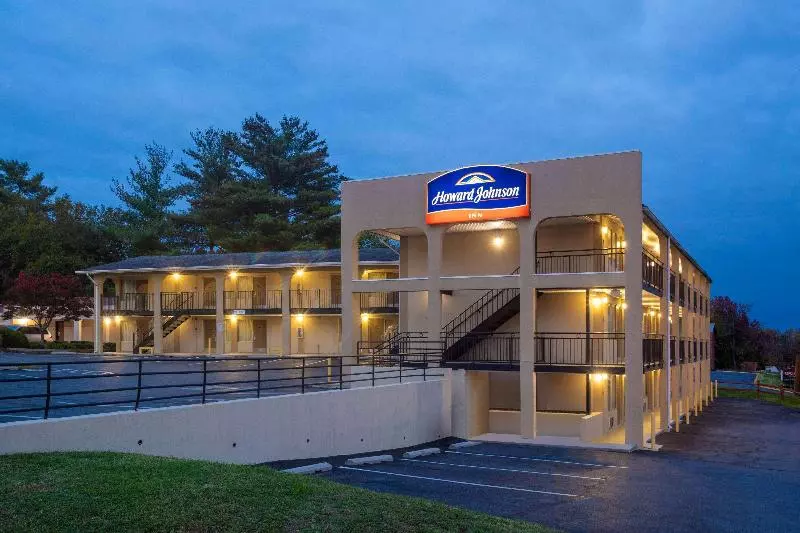 酒店 Howard Johnson By Wyndham College Park