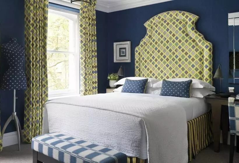 Knightsbridge Hotel, Firmdale Hotels