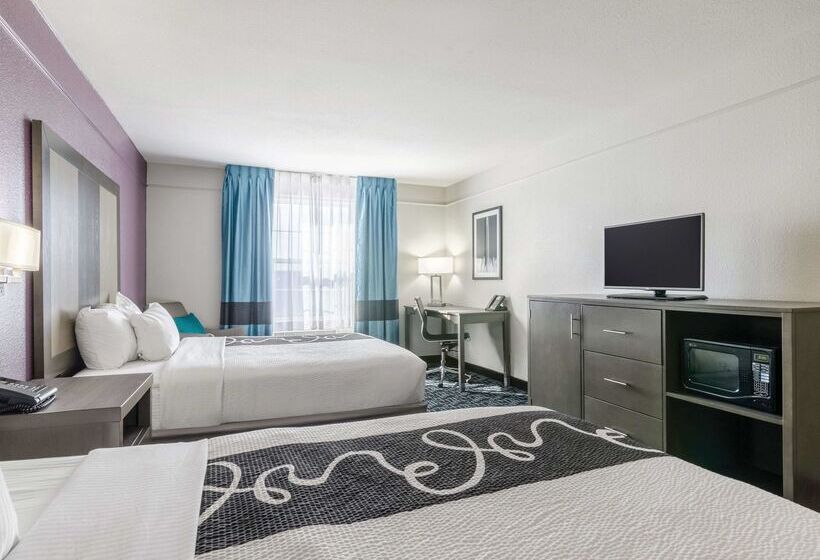 酒店 La Quinta By Wyndham Kansas City Airport