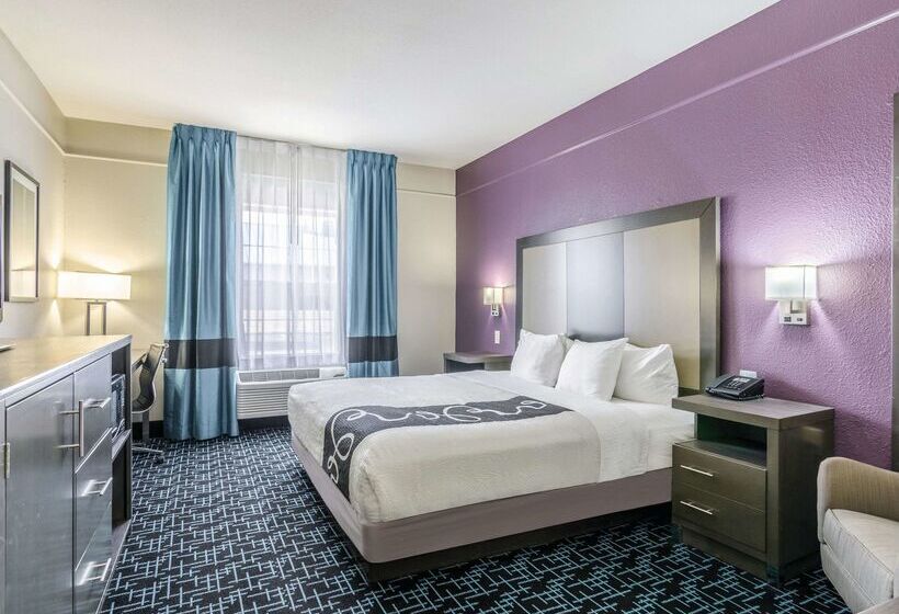 酒店 La Quinta By Wyndham Kansas City Airport