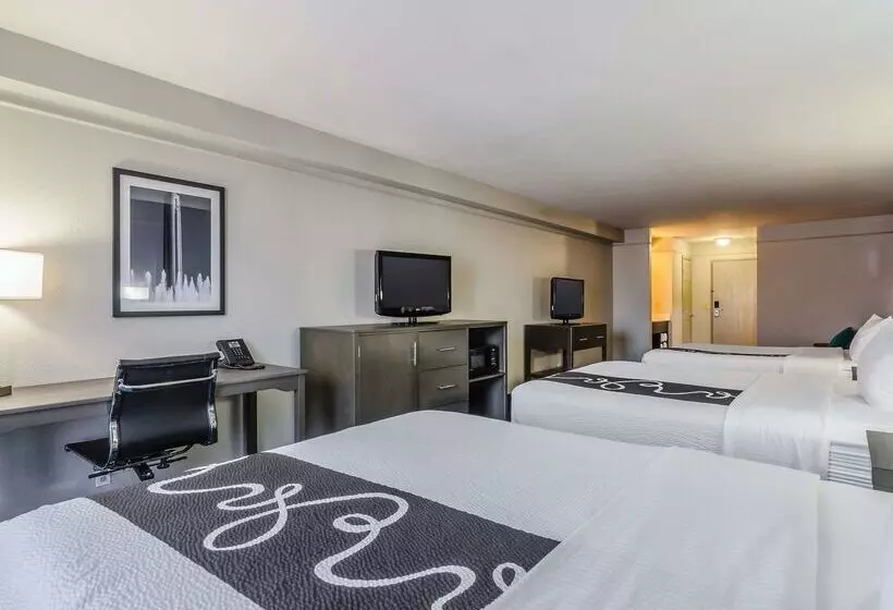 酒店 La Quinta By Wyndham Kansas City Airport