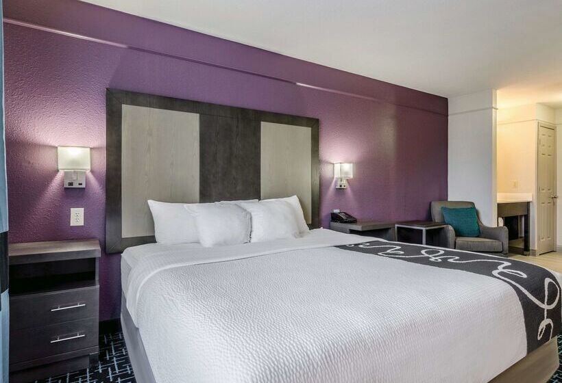 酒店 La Quinta By Wyndham Kansas City Airport