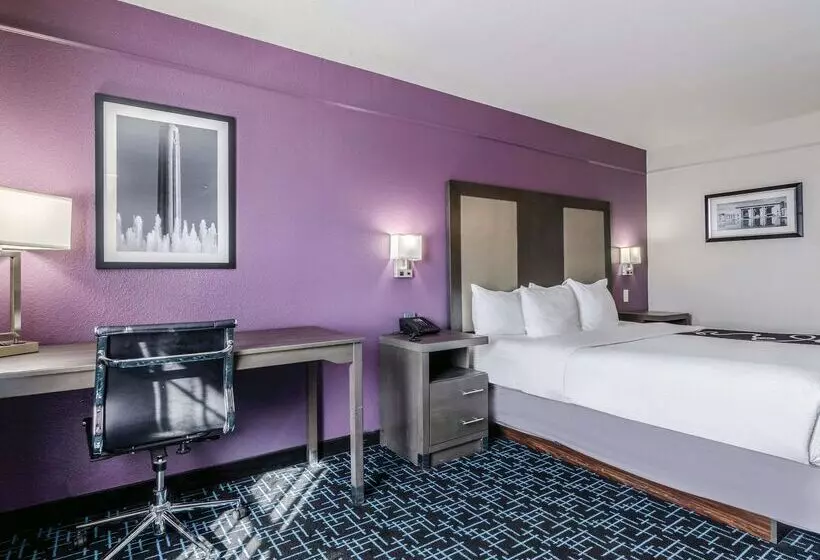 酒店 La Quinta By Wyndham Kansas City Airport