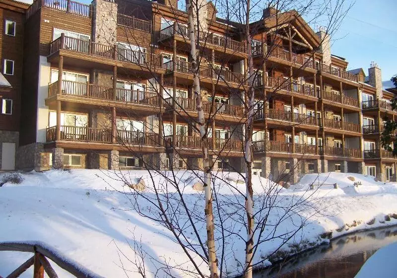 هتل Le Grand Lodge Mont Tremblant