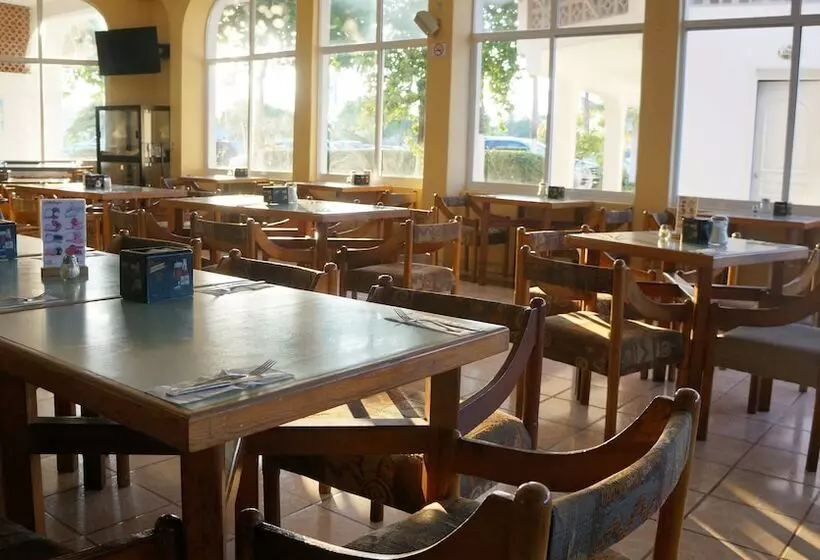 בית מלון כפרי Marbella