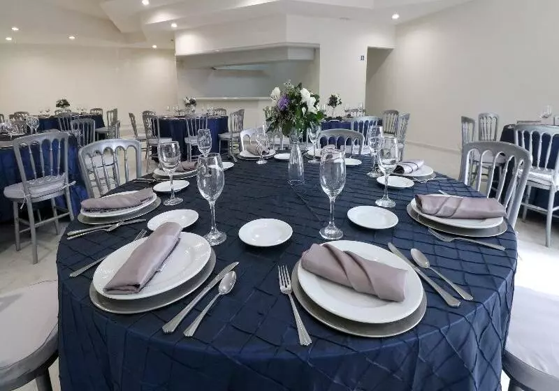 هتل Misión Express Aguascalientes Norte