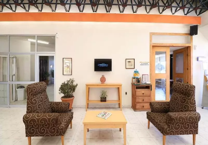 هتل Misión Express Aguascalientes Norte