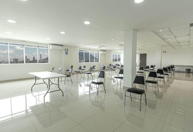 Hotel Plaza Del Arco Express