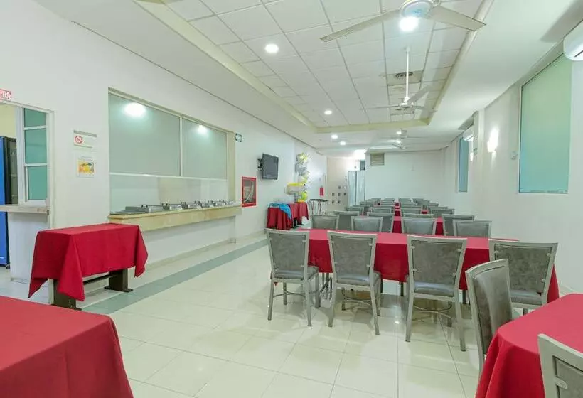 Hotel Plaza Del Arco Express