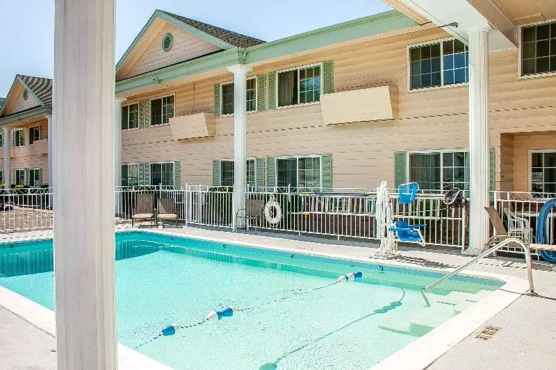 ホテル Quality Inn