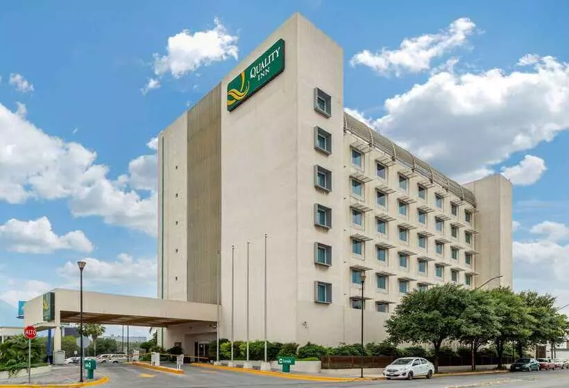 Отель Quality Inn Monterrey La Fe