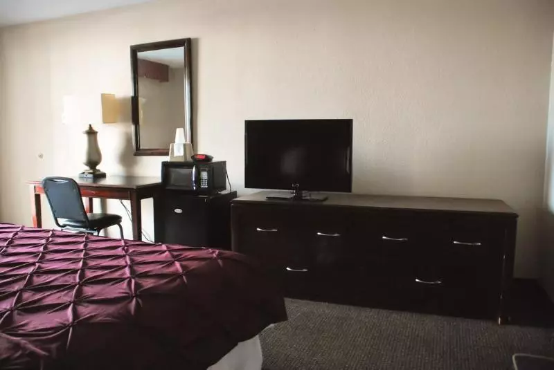 酒店 R Nite Star Inn And Suites Home Of The Cowboys & Rangers