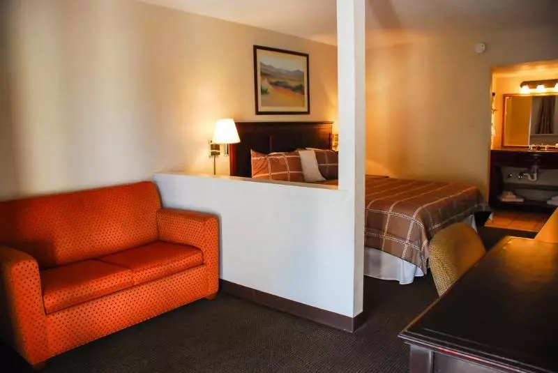 酒店 R Nite Star Inn And Suites Home Of The Cowboys & Rangers