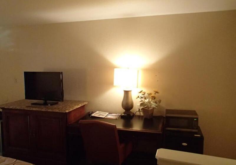 בית מלון כפרי R Nite Star Inn And Suites Home Of The Cowboys & Rangers