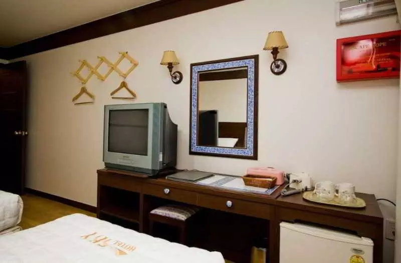 Отель Browndot Incheon Airport New City