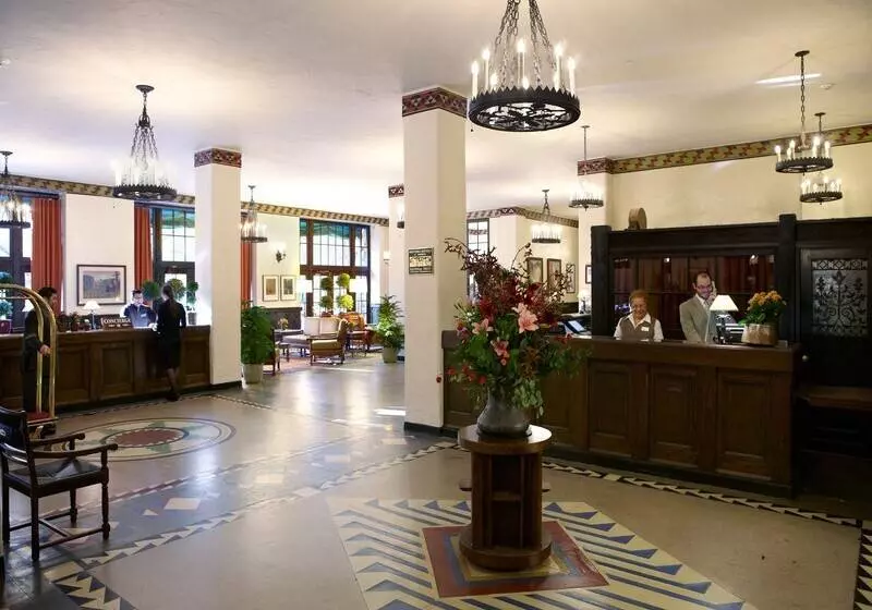 酒店 The Ahwahnee