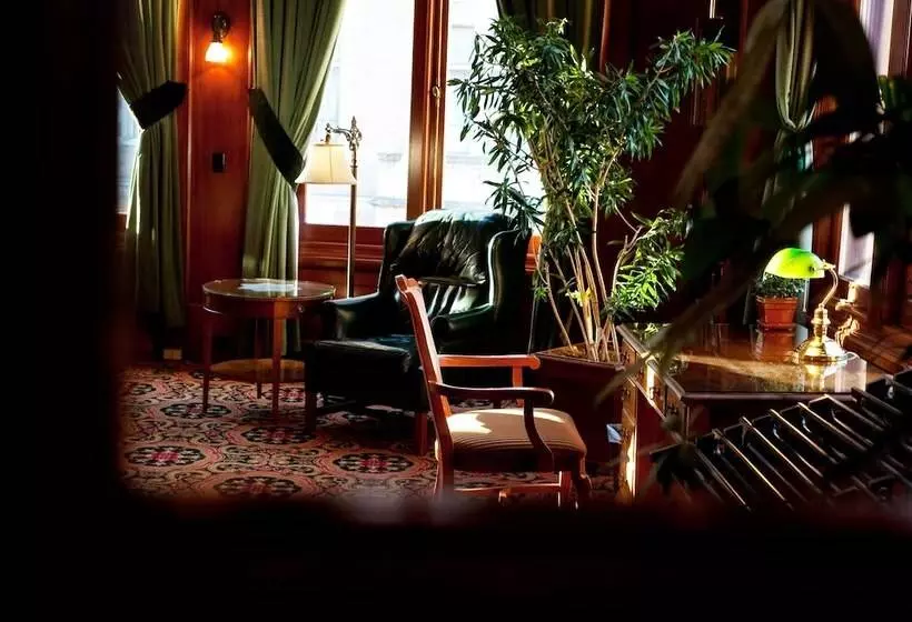 ホテル The Inn At The Union Club Of British Columbia