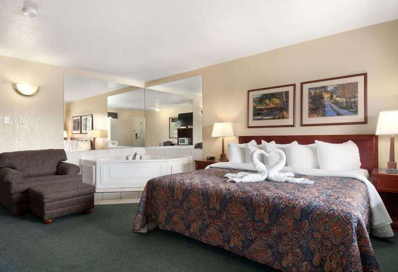 בית מלון כפרי Travelodge By Wyndham Drumheller Ab