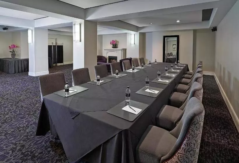 Отель Union Bank Inn