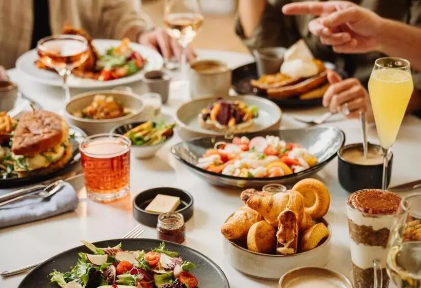 בית מלון כפרי W Montréal