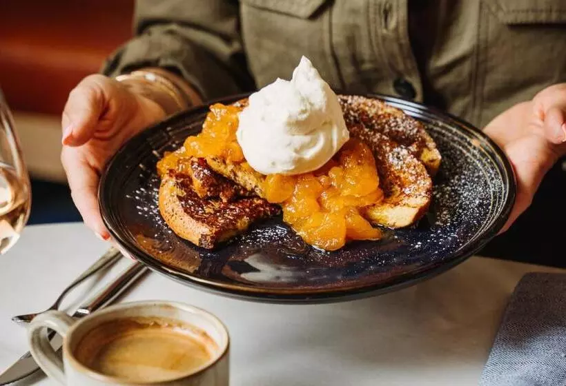 בית מלון כפרי W Montréal