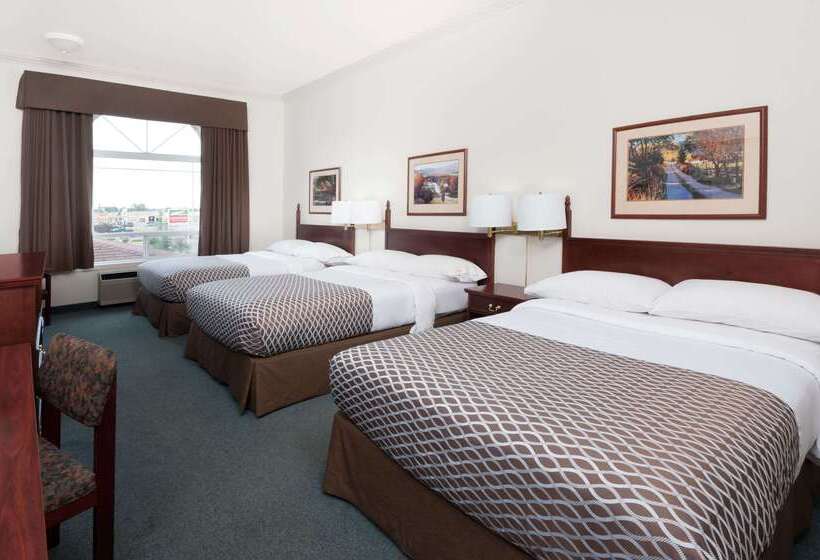 מוטל Super 8 By Wyndham High River Ab