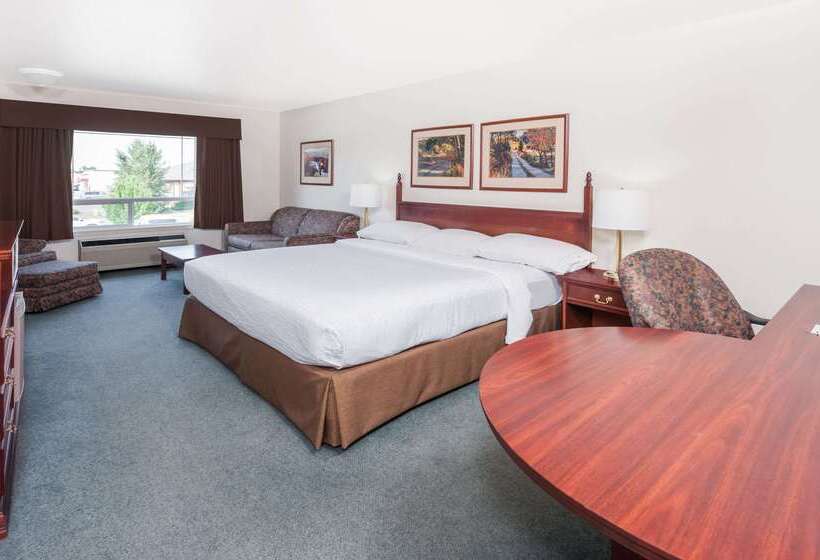 מוטל Super 8 By Wyndham High River Ab