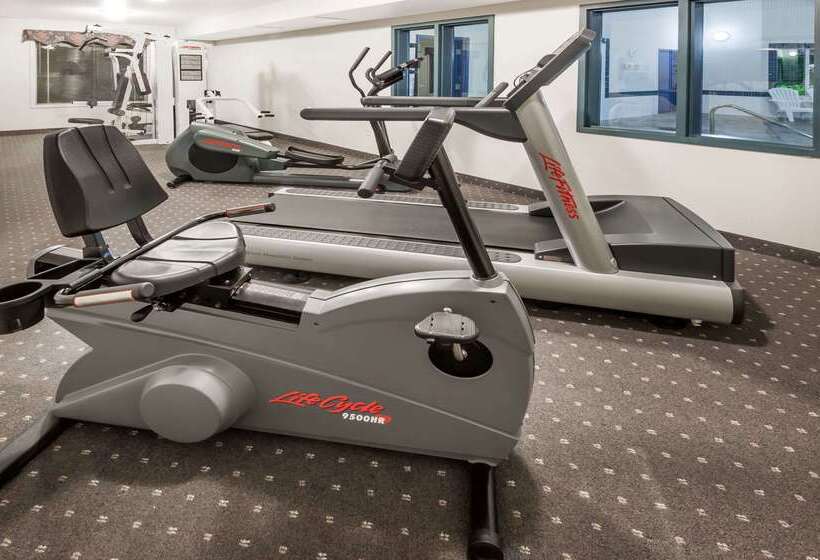 מוטל Super 8 By Wyndham High River Ab